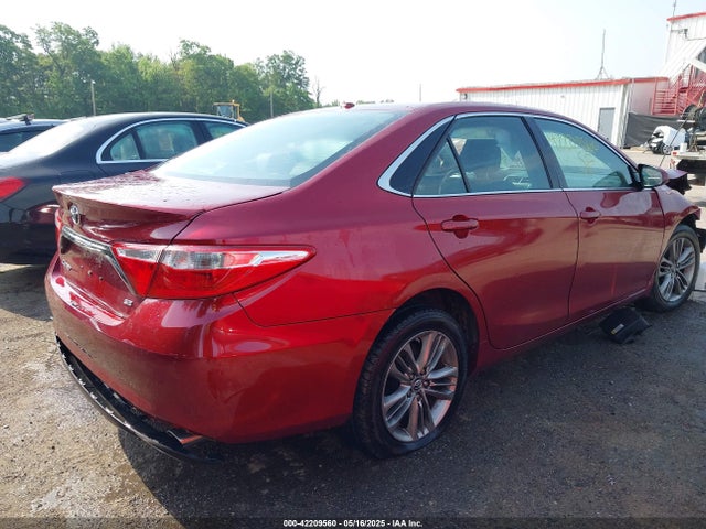 4T1BF1FK6GU526072 Toyota CAMRY SE