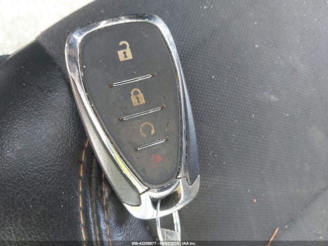 3GNCJLSB2HL181974 Chevrolet Trax Lt
