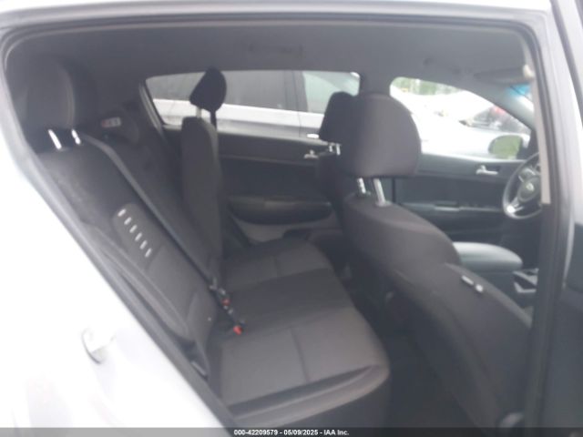 KNDPMCAC1K7581368 KIA Sportage Lx