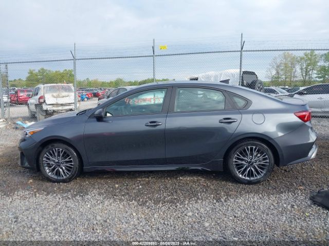 3KPF54AD9RE712242 KIA Forte Gt-line