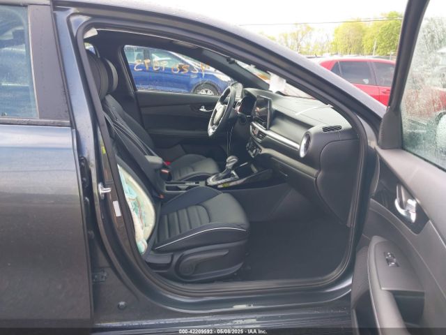 3KPF54AD9RE712242 KIA Forte Gt-line