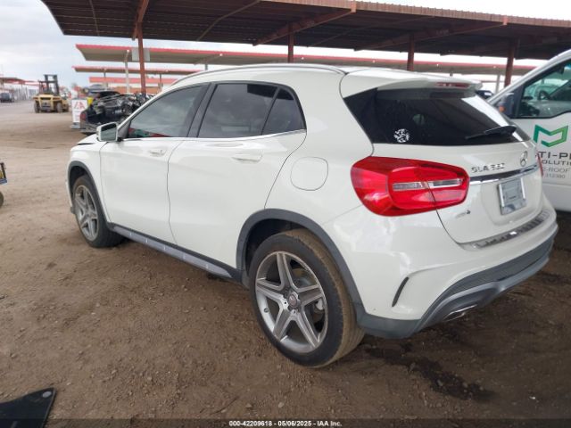 2015 MERCEDES-BENZ GLA 250 WDCTG4GB8FJ070771 Photo 2