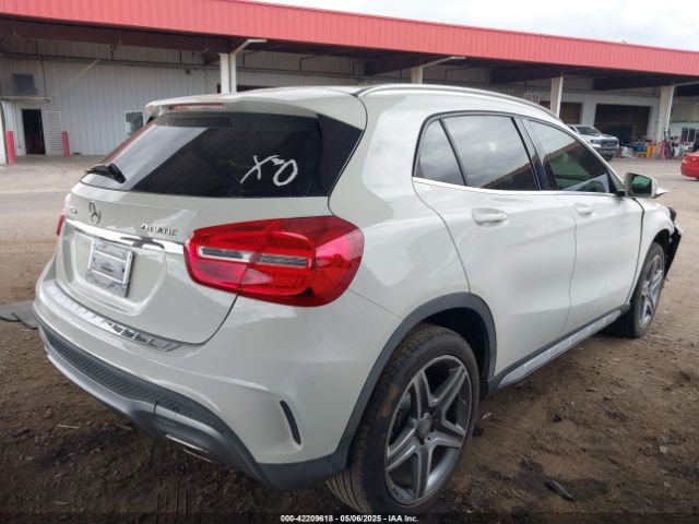 2015 MERCEDES-BENZ GLA 250 WDCTG4GB8FJ070771 Photo 3
