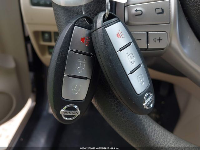 KNMAT2MT2GP608888 Nissan ROGUE SV