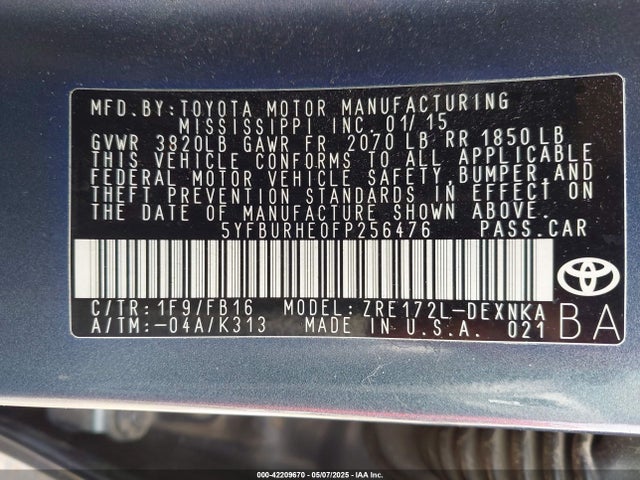 5YFBURHE0FP256476 Toyota COROLLA LE