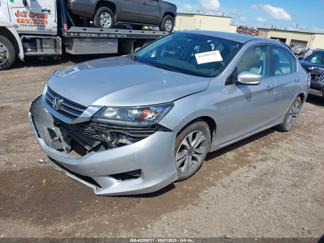 1HGCR2F3XEA036006 Honda ACCORD LX