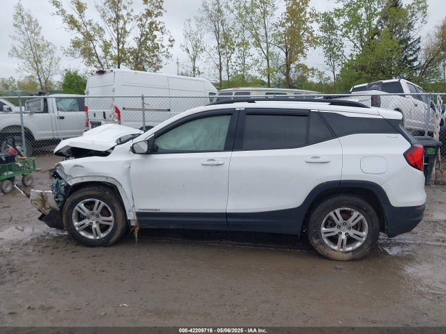 3GKALMEV8LL178936 GMC Terrain Fwd Sle