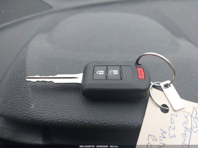 2023 MITSUBISHI ECLIPSE CROSS JA4ATVAA3PZ001949 Photo 10