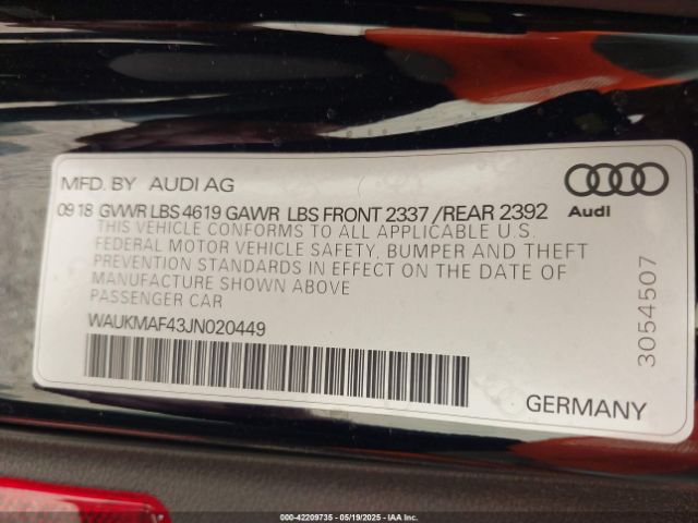 2018 AUDI A4 WAUKMAF43JN020449 Photo 8