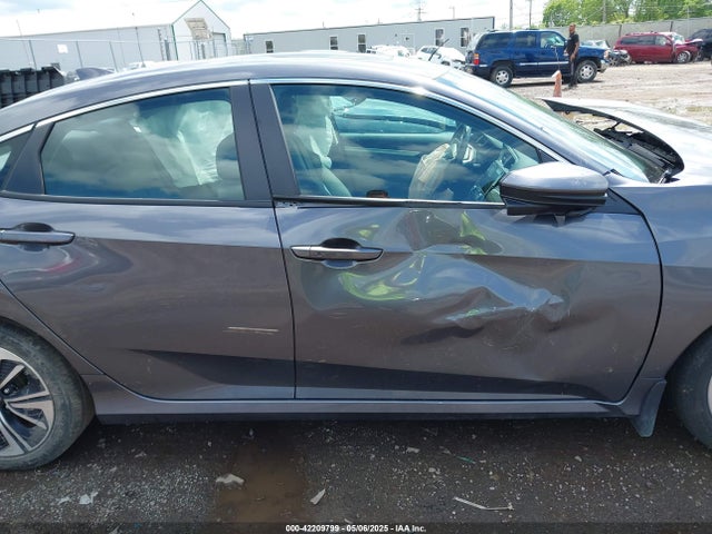 Honda Civic Ex-t 2018 2HGFC1F34JH643975 Image 13