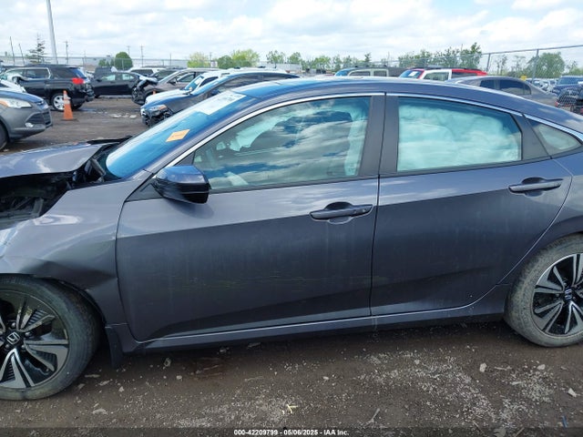 Honda Civic Ex-t 2018 2HGFC1F34JH643975 Image 14