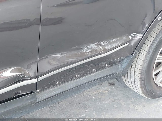 2018 CADILLAC XT5 1GYKNCRS0JZ220245 Photo 5