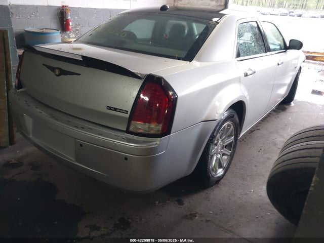 Продаж на аукціоні авто 2006 Chrysler 300c, vin: 2C3KA63H06H198047, номер лоту: 42209818
