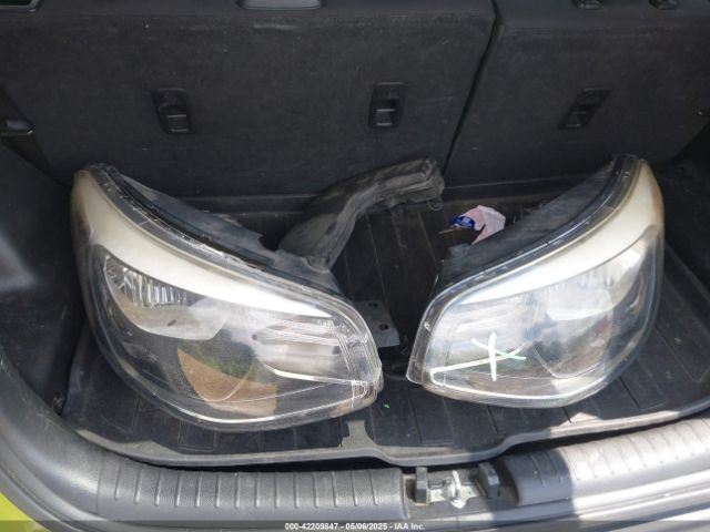 KNDJN2A26G7835619 KIA Soul