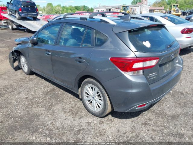 2018 SUBARU IMPREZA 4S3GTAD62J3750705 Photo 2