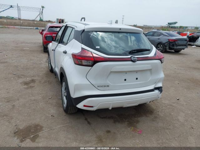 2024 NISSAN KICKS 3N1CP5BV5RL583411 Photo 2