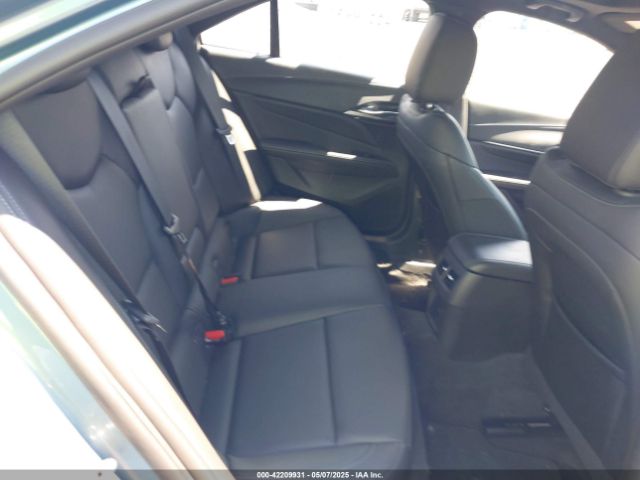2023 CADILLAC CT4 1G6DK5RK8P0155891 Photo 7