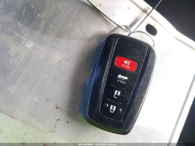 2018 TOYOTA CAMRY 4T1B11HK2JU131082 Photo 10