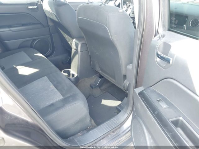 1C4NJPBB1HD172598 Jeep Patriot Sport Fwd