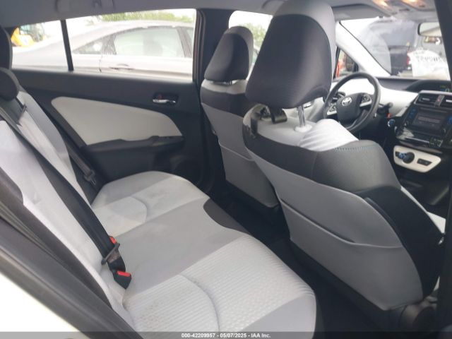 JTDKBRFUXG3519518 Toyota Prius Two