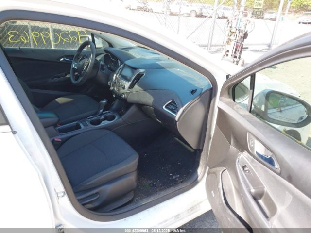 1G1BE5SM6H7140671 Chevrolet Cruze Lt Auto