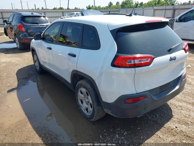 1C4PJLAB4FW535853 Jeep Cherokee Sport