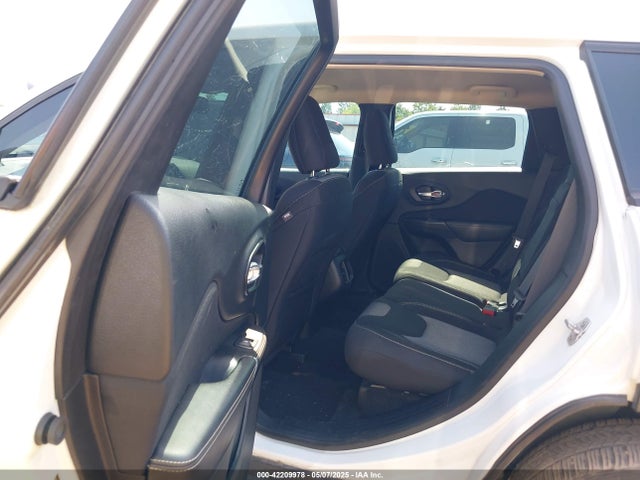 1C4PJLAB4FW535853 Jeep Cherokee Sport