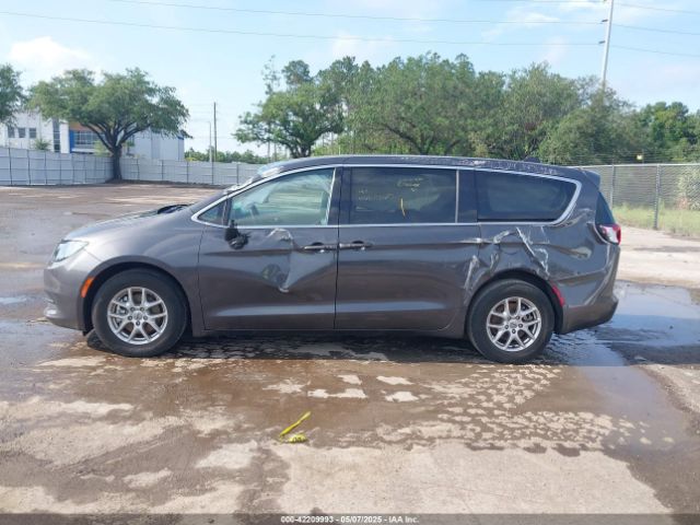 2C4RC1CG9PR585738 Chrysler Voyager Lx