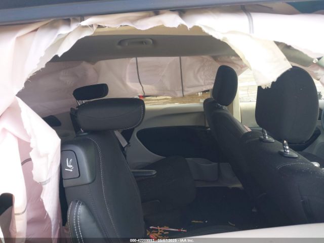 2023 CHRYSLER VOYAGER 2C4RC1CG9PR585738 Photo 7