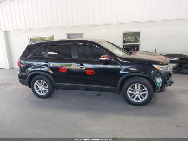 5XYKT3A60EG422761 KIA SORENTO LX