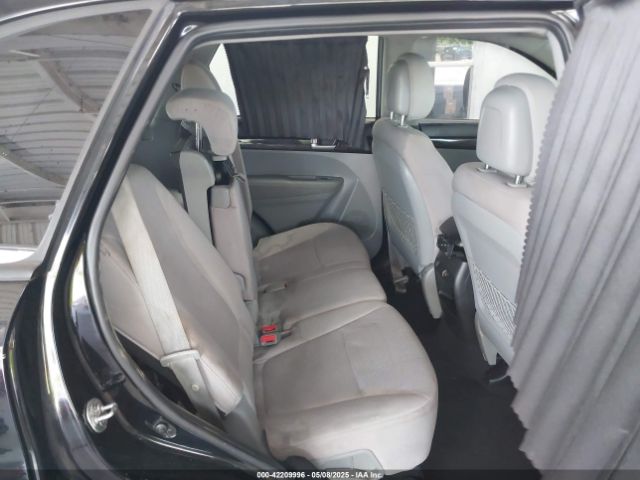 5XYKT3A60EG422761 KIA SORENTO LX