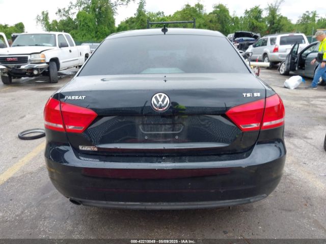 1VWBT7A36EC076049 Volkswagen Passat 1.8t Se