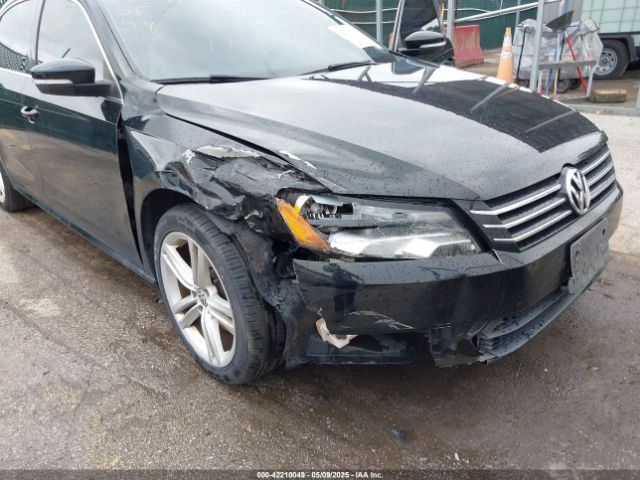 1VWBT7A36EC076049 Volkswagen Passat 1.8t Se