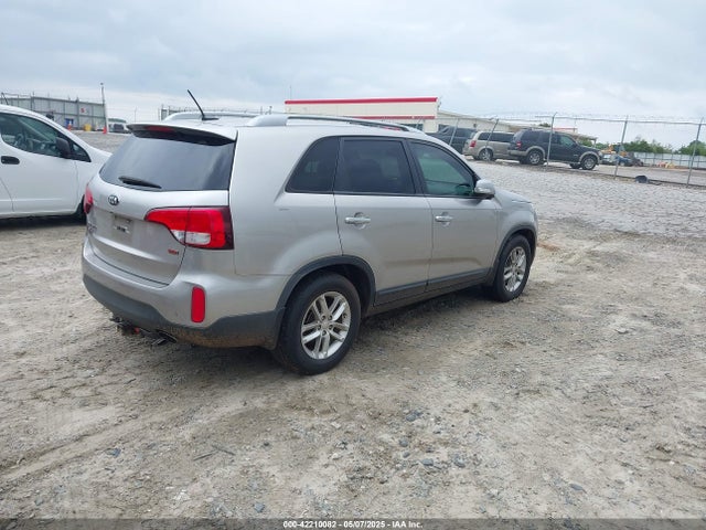 5XYKT4A66EG501048 KIA SORENTO LX