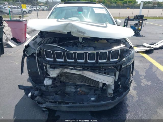 3C4NJCBB3KT832196 Jeep Compass Sun And Wheel Fwd