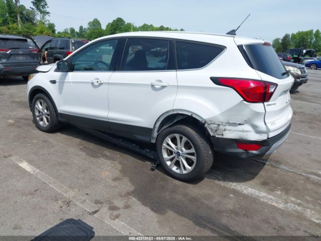 2019 FORD ESCAPE 1FMCU0GD1KUA90714 Photo 2