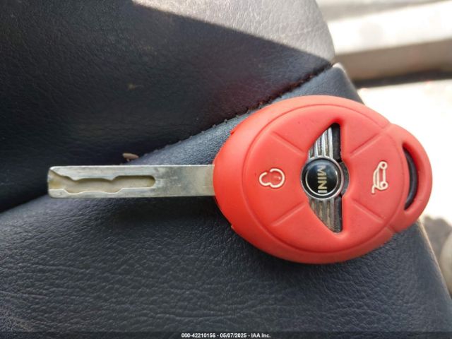 2005 MINI COOPER S WMWRE33455TD97428 Photo 10
