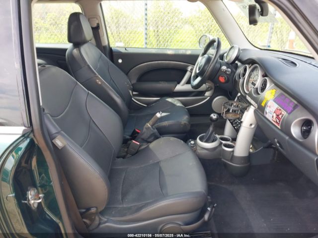 2005 MINI COOPER S WMWRE33455TD97428 Photo 4