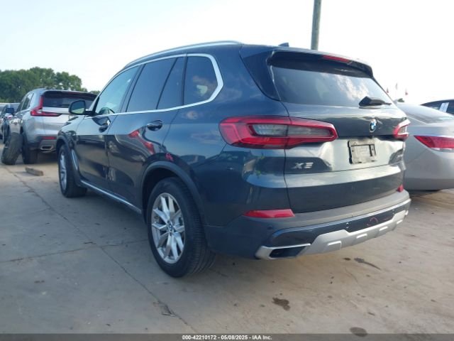 2020 BMW X5 5UXCR6C05LLL66698 Photo 2
