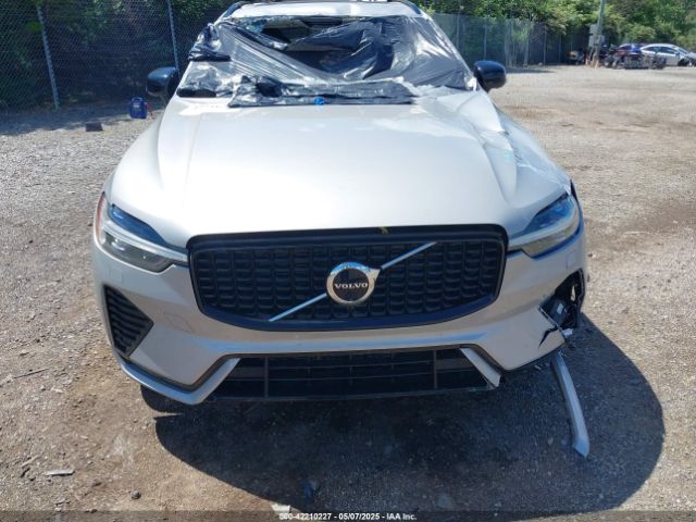 YV4L12RW2P1198966 Volvo Xc60 B5 Plus Dark Theme
