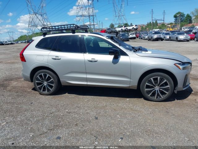 YV4L12RW2P1198966 Volvo Xc60 B5 Plus Dark Theme