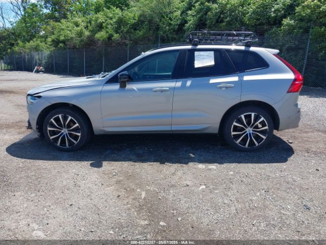 YV4L12RW2P1198966 Volvo Xc60 B5 Plus Dark Theme