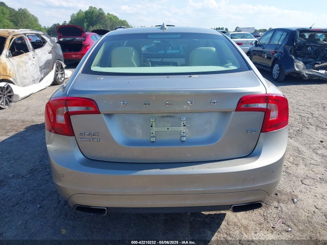 Volvo S60 T5 Drive-e Premier 2016 YV126MFK3G2392066 Image 16