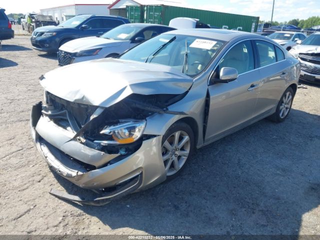 2016 VOLVO S60 YV126MFK3G2392066 Photo 1