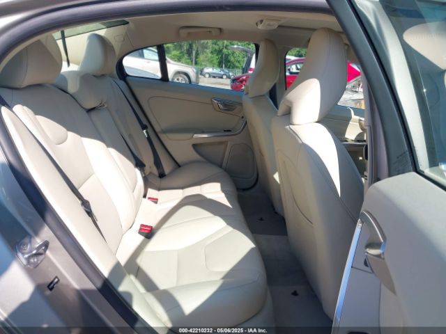 2016 VOLVO S60 YV126MFK3G2392066 Photo 7