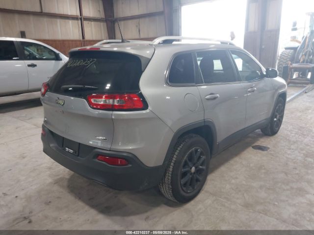 1C4PJMCB9GW148882 Jeep Cherokee Latitude