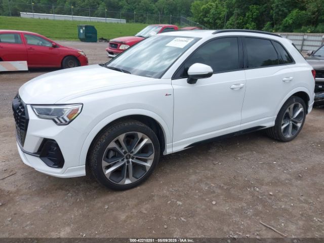 2022 AUDI Q3 WA1EECF39N1025078 Photo 1