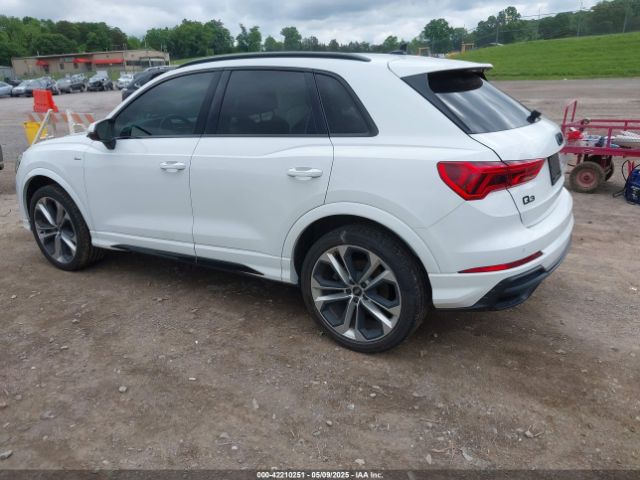 2022 AUDI Q3 WA1EECF39N1025078 Photo 2
