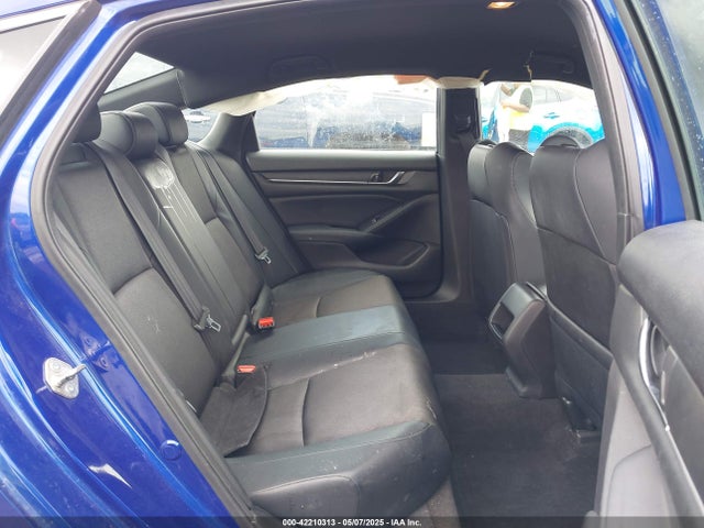 1HGCV1F39JA061821 Honda Accord Sport