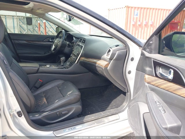 1N4AA6AP4HC432932 Nissan Maxima 3.5 Platinum